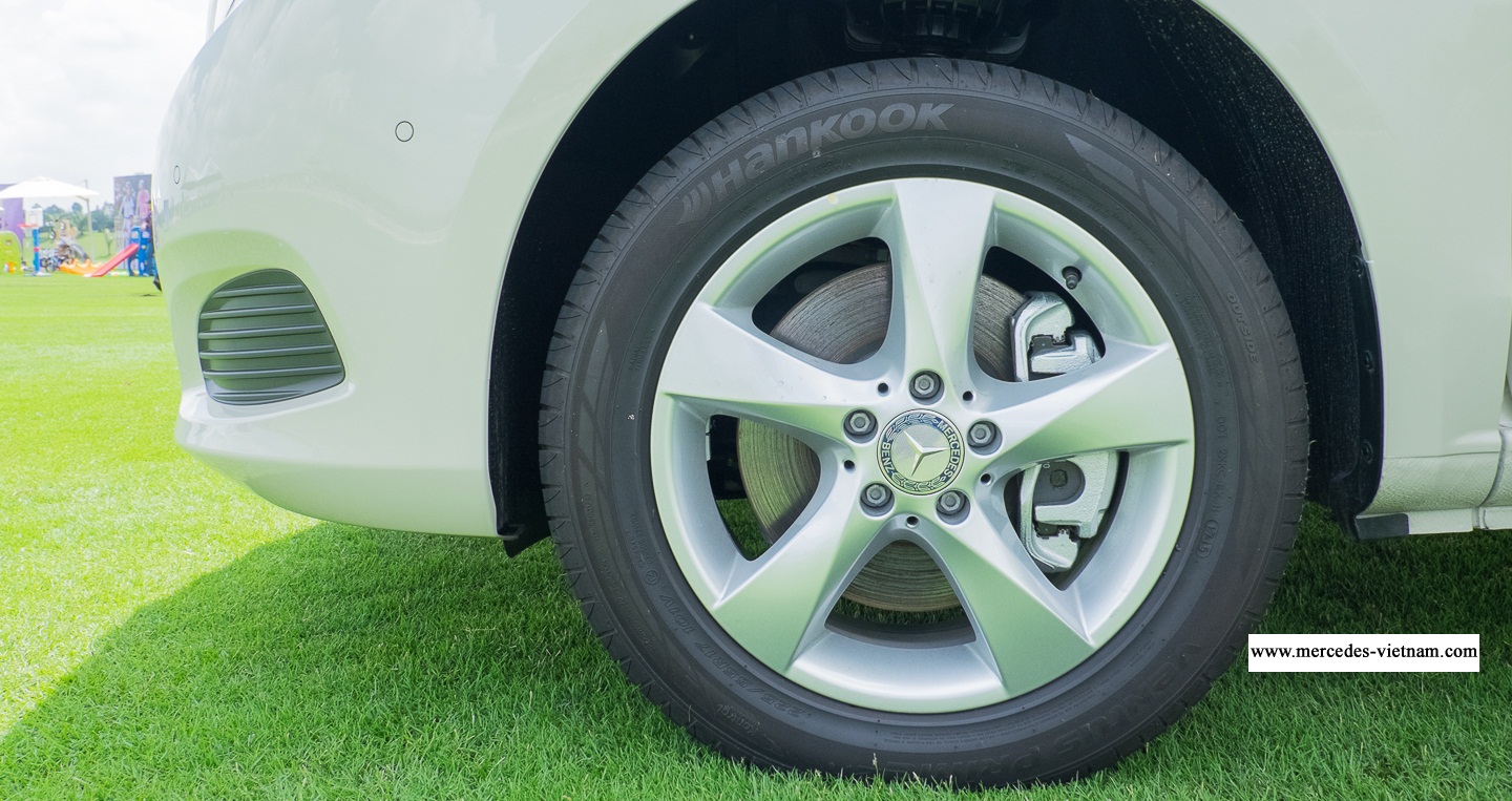 Mercedes V250 2018 May Xang (1)