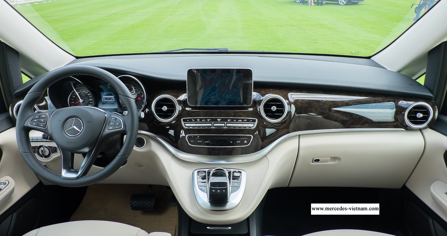 Mercedes V250 2018 May Xang (1)