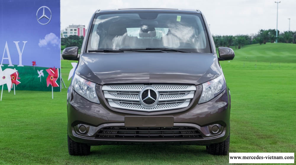 Mercedes Vito Tourer 121 2018 8 cho ngoi (1)