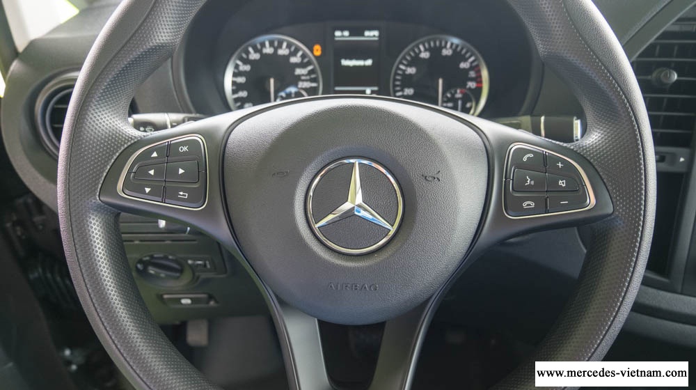 Mercedes Vito Tourer 121 2018 8 cho ngoi (1)