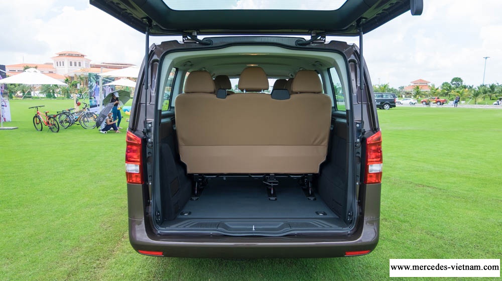 Mercedes Vito Tourer 121 2018 8 cho ngoi (1)