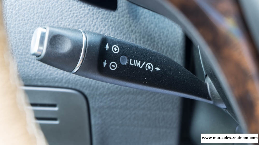 Mercedes Vito Tourer 121 2018 8 cho ngoi (1)